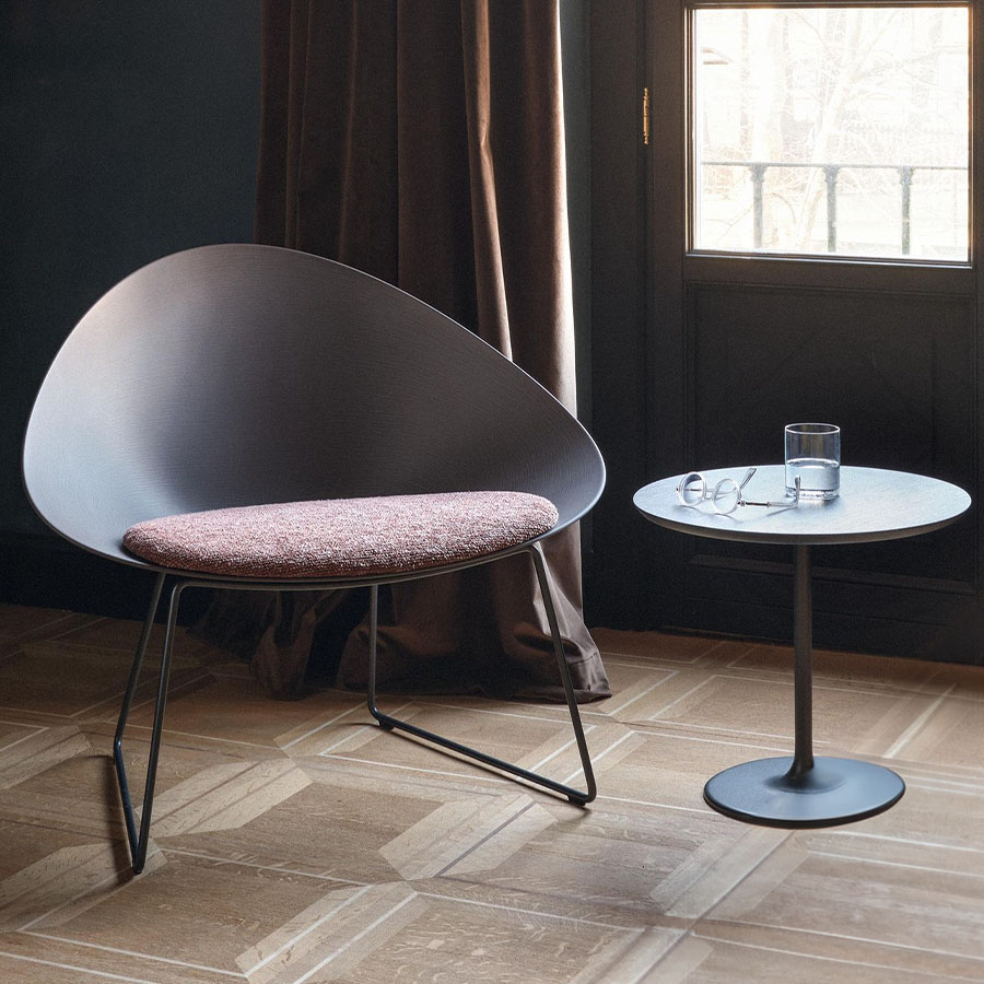 Arper Adell Lounge Sessel Kufengestell Sitzschale Schwarz