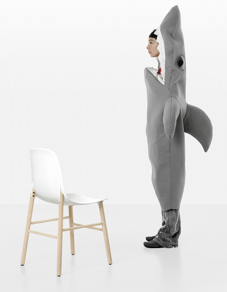 Kristalia SHARKY Stuhl mit Holzgestell