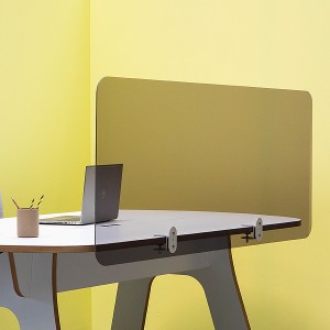 Cascando Acrylglas getönt Schreibtisch Trennwand mit Klemmbefestigung - verschiedene Größen Cascando Acrylglas getönt Schreibtisch Trennwand mit Klemmbefestigung - verschiedene Größen