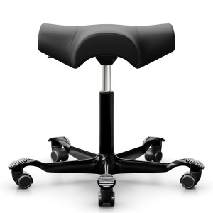 HAG Capisco 8105 Sattelhocker | Kunstleder schwarz | Gestell schwarz HAG Capisco 8105 Sattelhocker | Kunstleder schwarz | Gestell schwarz