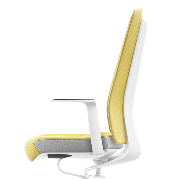 Interstuhl PURE INTERIOR Edition Bürostuhl mit Polsterrücken - Seitenansicht