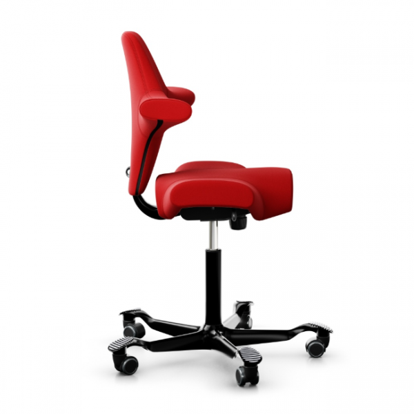 HAG Capisco 8106 Bürostuhl mit Stoff Xtreme rot und Gestell Alu schwarz