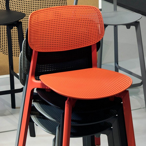 Kristalia COLANDER Barhocker Modelle Bild3