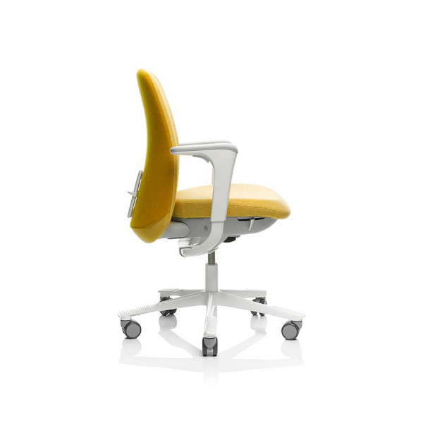 HAG SoFi 7200 gelb mit mittelhoher Rückenlehne