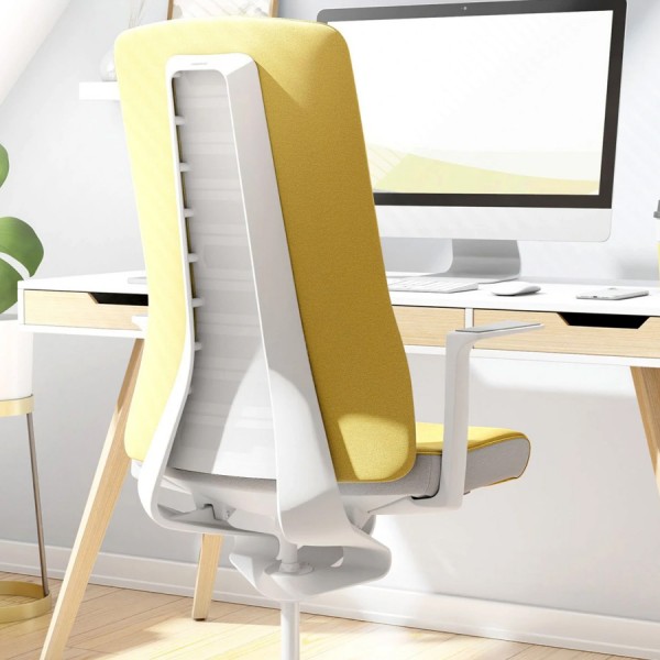Interstuhl PURE INTERIOR Edition Bürostuhl gelb mit Polsterrücken