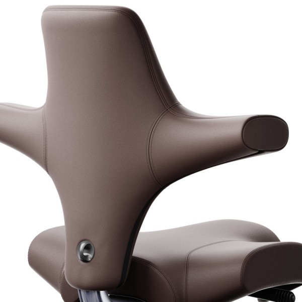 HAG Capisco 8106 Leder braun mit Gestell silbergrau detail