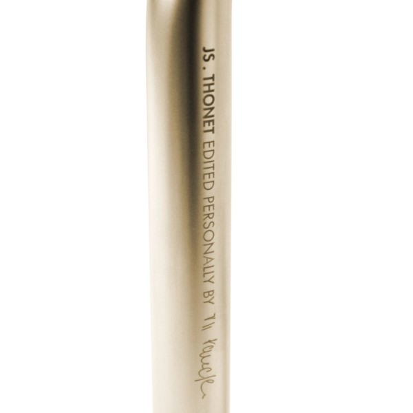 JS. THONET S 64 V NORDIC 04 | Eiche weiß pigmentiert | Stahlrohr-Freischwinger mit Armlehnen JS. THONET Gestell Nickelsilver matt